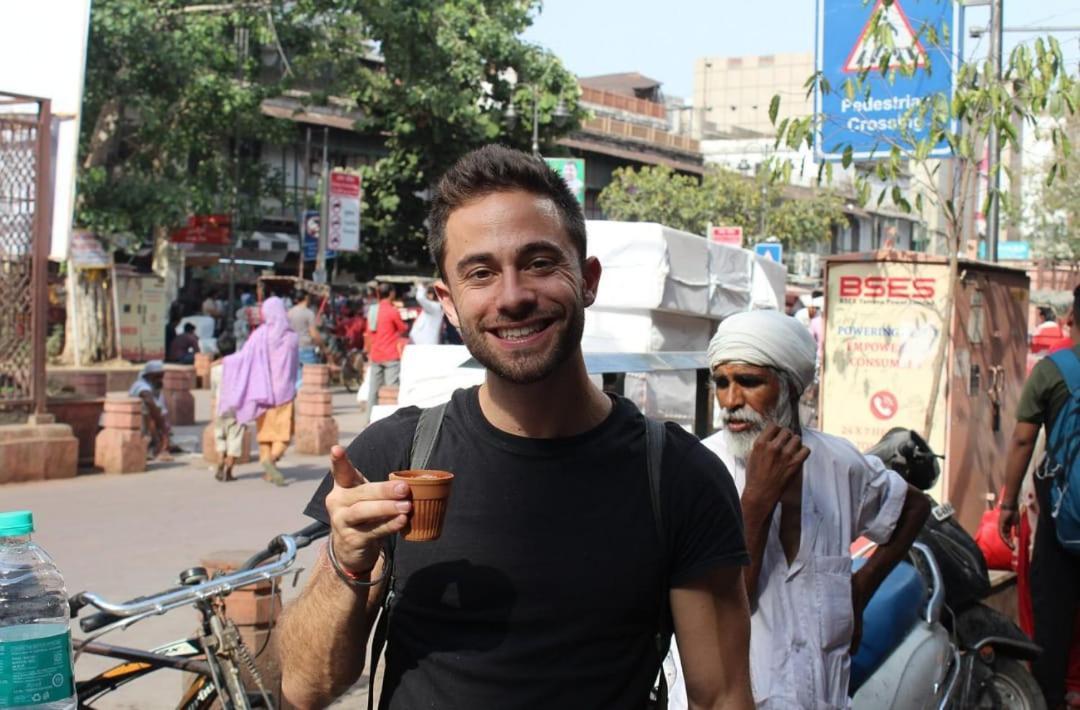 Friends Hostel By Backpackers Heaven- New Delhi Railway Station - Paharganj Exteriör bild